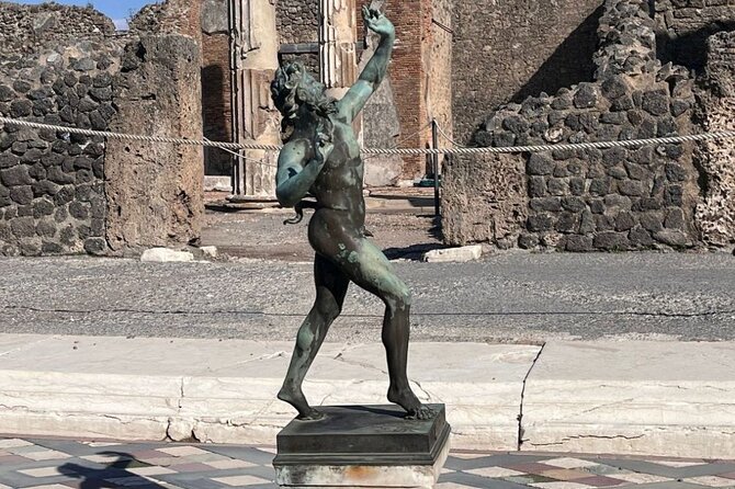 Rome to Pompeii Guided Tour with Wine & Lunch by High Speed Train - The return to Rome and the full-day rhythm