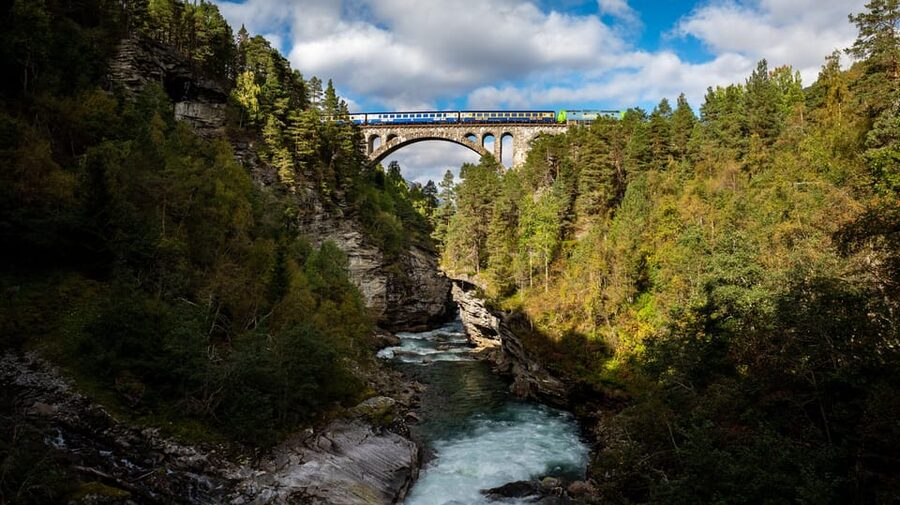 Romsdalen: Rauma Railway Golden Train with Guide - Key points to know before you go
