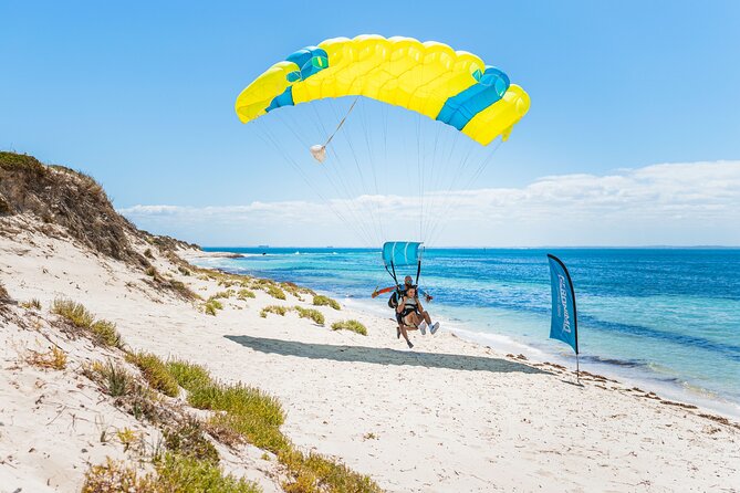 Rottnest Island Grand Tour Including Lunch and Historical Train Ride - Finding quokkas without making promises