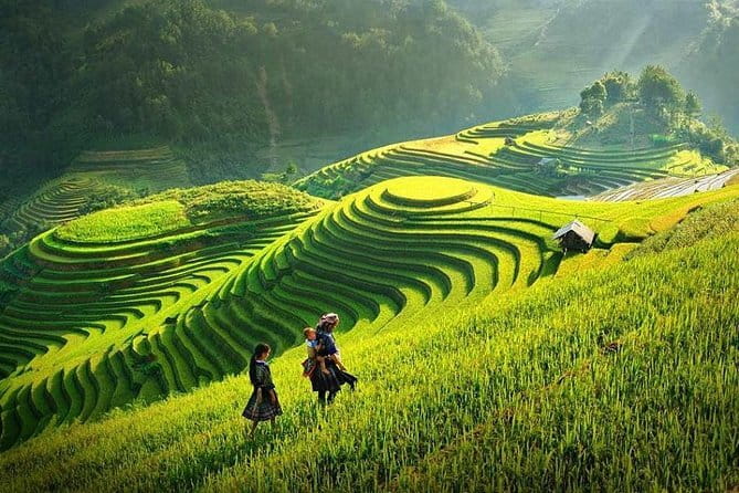 Sa Pa Trekking 2 Days 3 Nights Homestay by Night Train - What to pack and how to prepare