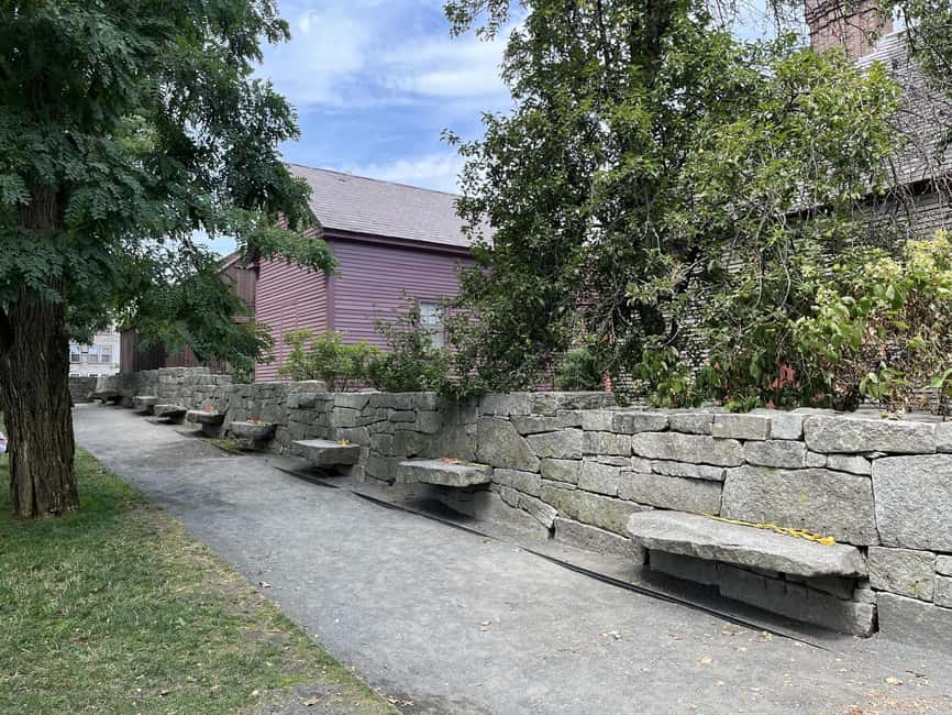 Salem Witch Tour from Boston by Train - Should you book the Salem train tour?