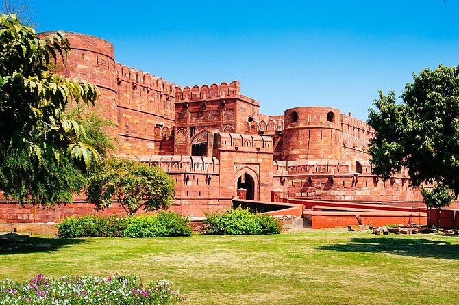 Same Day Taj Mahal Tour by Gatiman Express Train - Two hours at the Taj Mahal