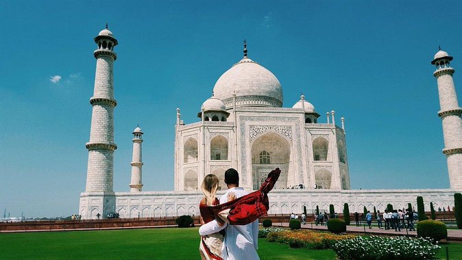 Same Day Taj Mahal Tour By Gatiman Express Train With Local Tour Guide - The Taj Mahal gets the time it deserves