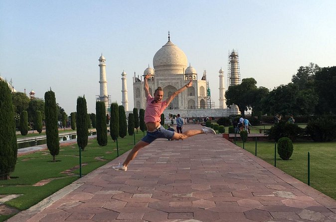 Same Day Taj Mahal Tour by Super Fast Train From Delhi - Who should book this tour?