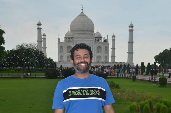 Same Day Taj Mahal Tour by Super Fast Train From Delhi - Cancellation and booking details to keep in mind