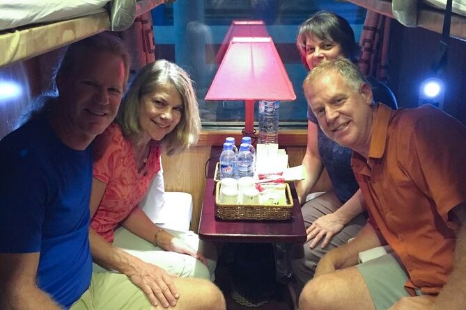 Sapa 3 Days Trekking Tour ( Overnight Train + Homestay + Hotel ) - Lao Chai lunch and the walk to Ta Van