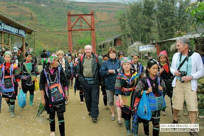 Sapa - Bac Ha Trek Tour - Night Train & Bus & Homestay overnight - Hoang A Tuong’s Castle and nearby Pho Village