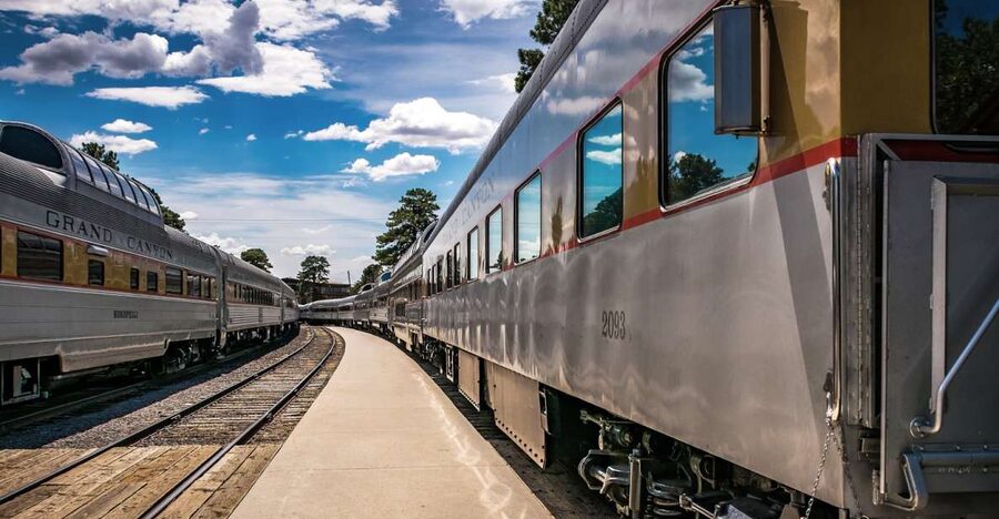 Sedona: Grand Canyon Railway Full-Day Scenic Rail Tour - Grand Canyon Village, lunch, and the handoff