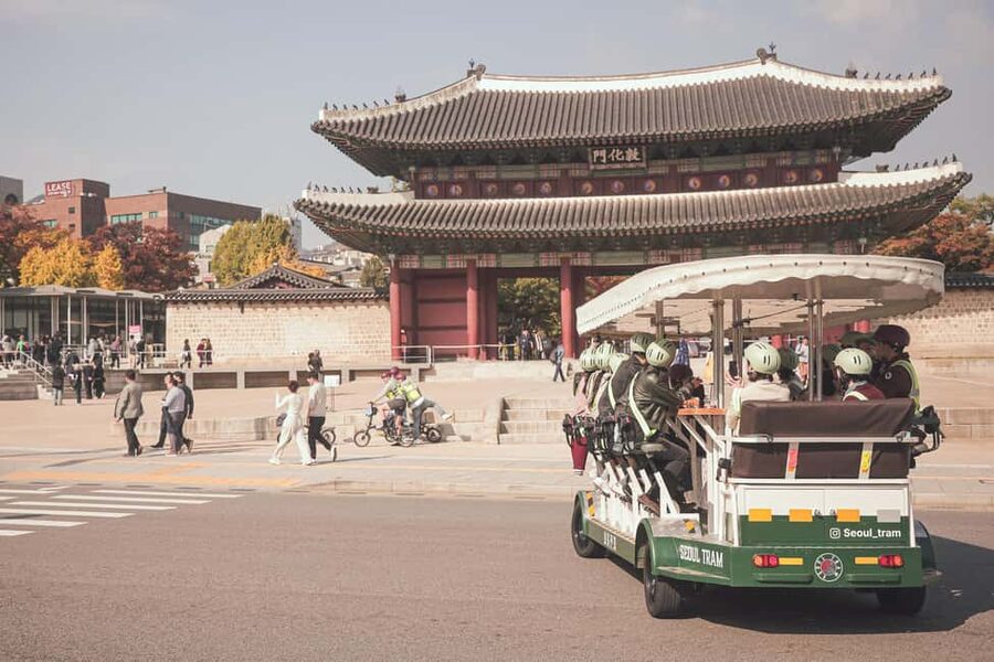 Seoul: Guided Tram Tour with Snacks and Hidden Alleys - Gwanghwamun Square in ten minutes