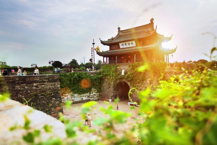 Shanghai: All-Inclusive Suzhou Day Trip by Bullet Train - The bullet train keeps the day efficient