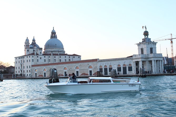 Shared Departure Transfer: Venice Hotels to Venice Train or Bus Station - Santa Lucia or Piazzale Roma: choose the right finish