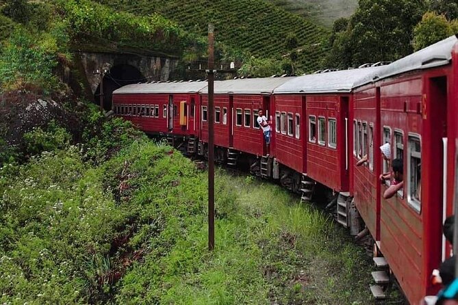 Sigiriya, Kandy to Ella TRain Ride plus Up Country TEA[B&B Basis] - A fast route through Sri Lanka’s south and hill country
