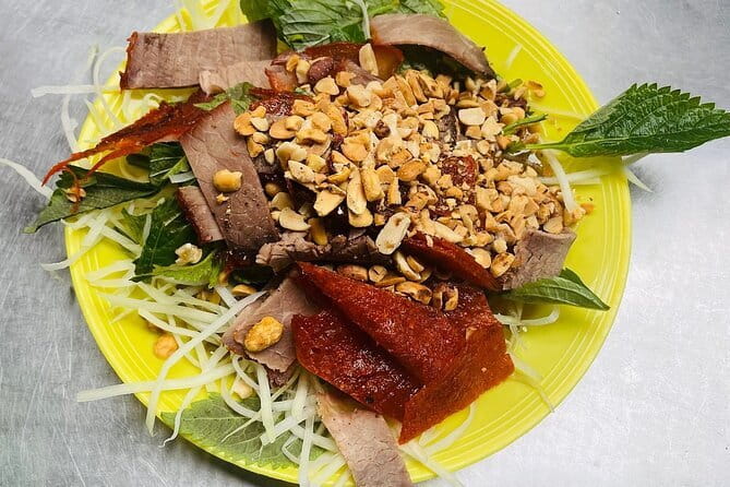 Small group Hanoi Street Food Tour with visit Train Street - Starting at 41 P. Lương Văn Can