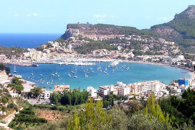 Soller Port with Train and Tram Mallorca Half Day Trip - Boarding the vintage train toward Bunyola