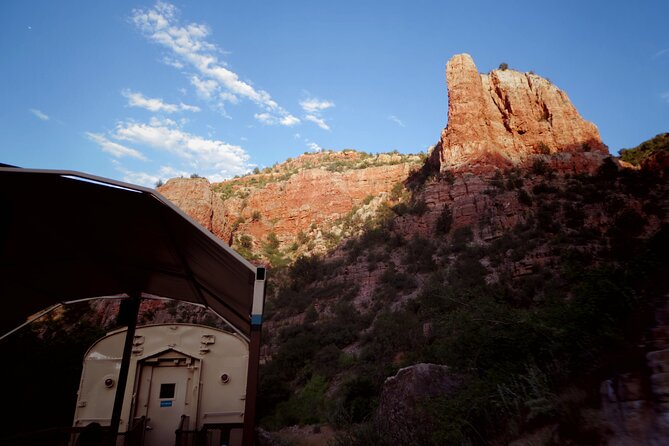 Starlight Ride on Verde Canyon Railroad - The onboard commentary and crew