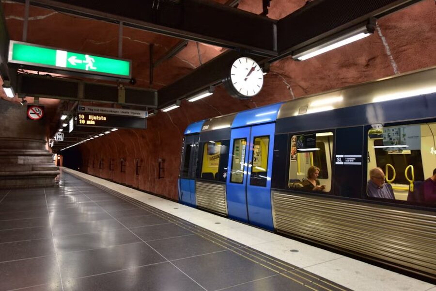 Stockholm Metro Tour - Thorildsplan for video game fans