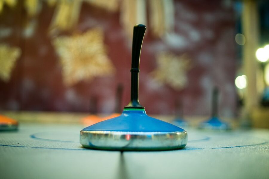 Stuttgart: Curling rail rental - A winter game with southern German roots