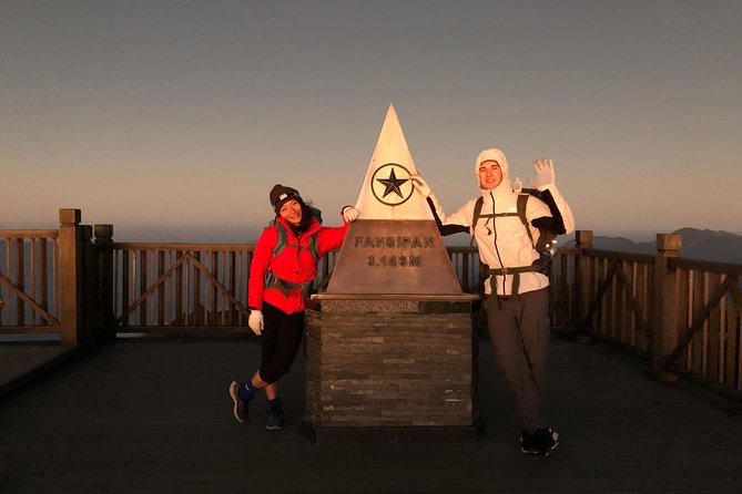 Sunrise Fansipan Mountain Hiking Tram Ton Trail 2D1N - The 4:00 a.m. summit push