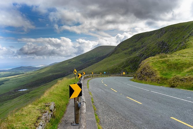 Sustainable Ring of Kerry Rail Tour from Dublin - Who will enjoy this most