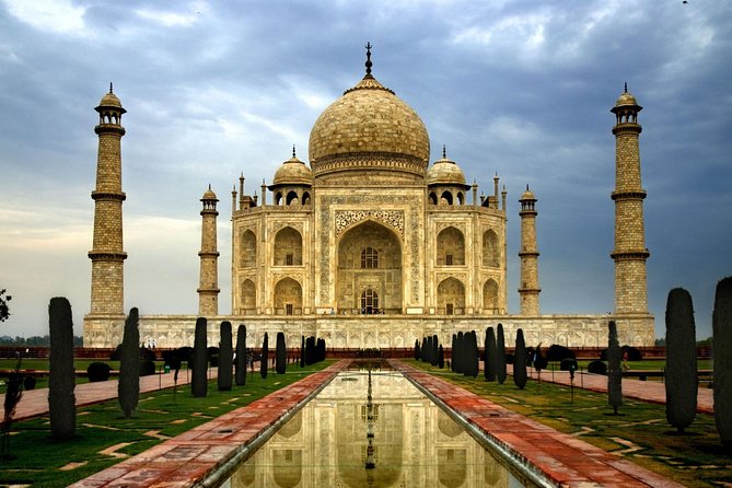 Taj Mahal & Agra Fort tour by Superfast Train Gatimaan Express - The Taj Mahal: allow three hours for the main event