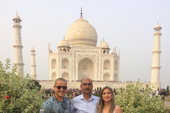 Taj Mahal & Agra Fort Visit by Gatimaan Express Train - Who will get the most from this day