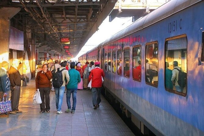 Taj Mahal & Agra Private Tour from Delhi by India's Fastest Train - Entering the Taj Mahal with a private guide