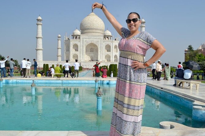 Taj Mahal and Agra Tour By Express Train - Private vehicles and group sizes
