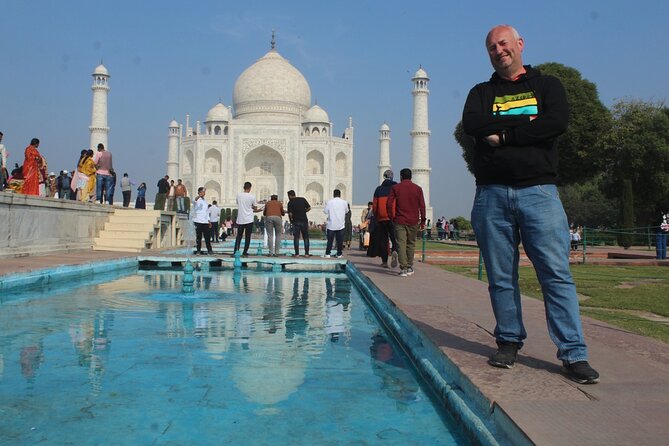 Taj Mahal Day Tour by Superfast Gatimaan Train from Delhi - The long-day question