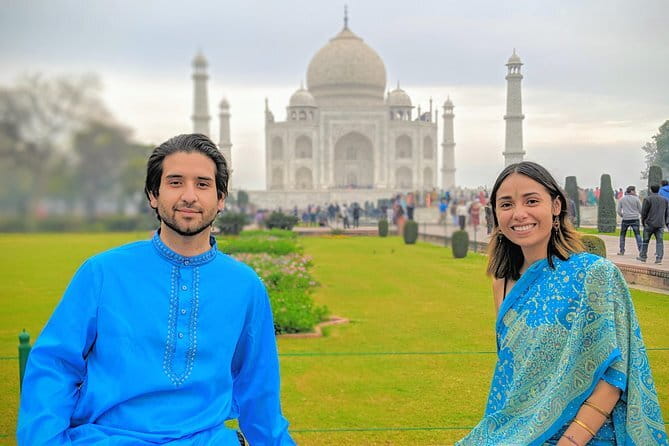 Taj Mahal Day Tour with Akbar Tomb from Delhi by Superfast Train - The private car and guide arrangement
