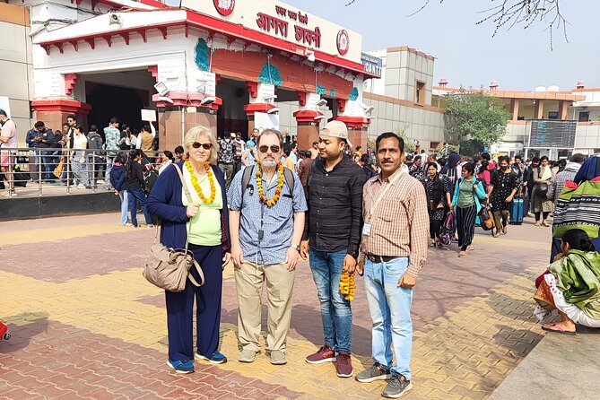 Taj Mahal Day Trip from Delhi by Fastest Train - All Inclusive - Arriving in Agra with a guide and private car