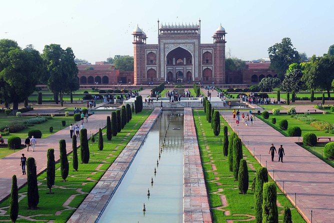Taj Mahal Private Tour by Gatimaan Express Train - Who should book this day trip?