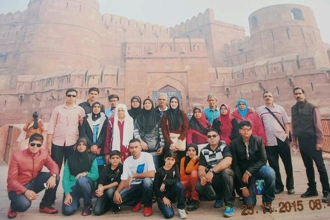 Taj Mahal Same Day Tour by Fastest Train - What the private format is worth