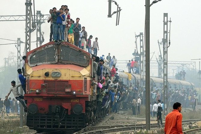 Taj Mahal Tour By Train With 5 Star Hotel Lunch - Why the train makes this Agra trip work