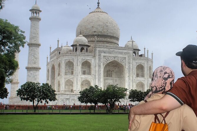Taj Mahal Tour with High-Speed Train Experience - All Inclusive - Three hours at the Taj Mahal