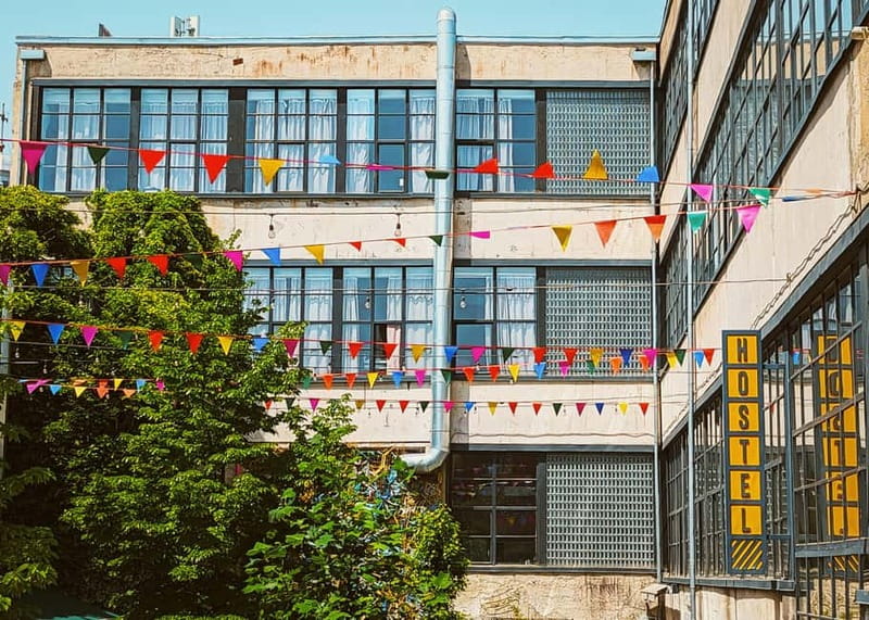 Tbilisi: Urban Hotspots Guided Tour w/ Cable Car & Funicular - Who should book this Tbilisi tour?