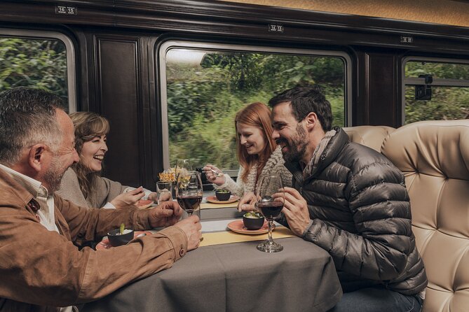 The First Class Machu Picchu Train by Inca Rail - The return trip: dinner, music, and a slower finish
