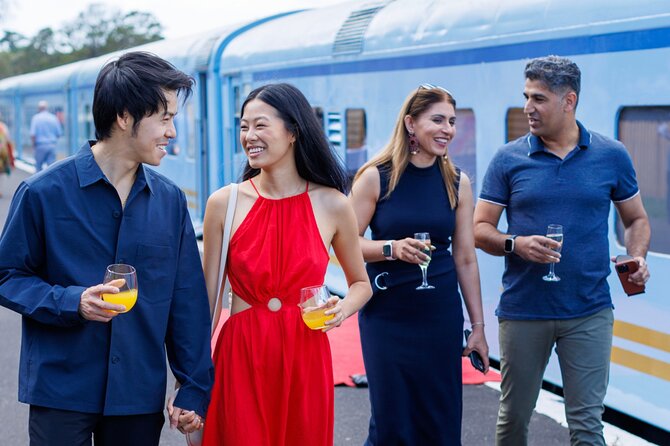The Q Train - Q Class Social Dining - The cold-carriage warning is worth taking seriously