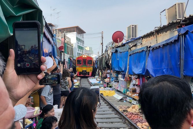 Train & Floating Market Food Adventure + Scenic train ride - Is $86.38 a fair price?