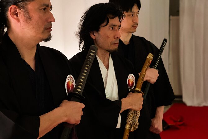 Train in Samurai Swordsmanship and Defeat the Demon in Tokyo - Training: posture, breathing, and controlled sword work