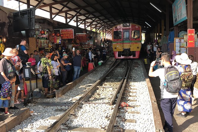 Train Market and Floating Market half day tour - What is included, and what you still pay for