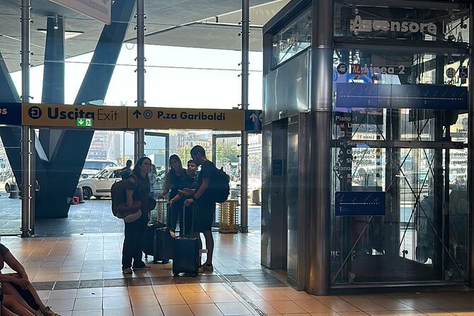 Transfers Airport, port, train, hotel in Naples - Meeting your driver at Naples airport or train station