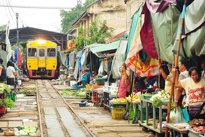 Unique Bangkok Markets: Train Market & Floating Market Adventure - Practical details that affect your morning