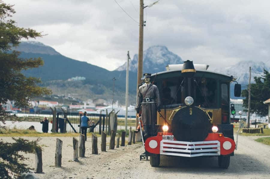 Ushuaia: Panoramic City Train Tour - One hour to get your bearings in Ushuaia
