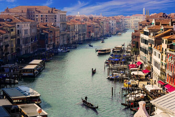 Venice and Verona Full Day Tour by Train from Milan - The walking and comfort test