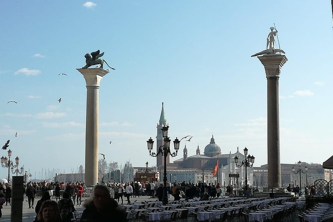 Venice from Rome: Full Day Small Group Tour by Fast Train - Gondola rides and lunch are separate choices