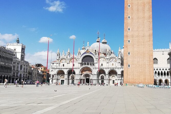 Venice from Rome: Private Day Trip by train with Islands Tour - The Bridge of Sighs and Venice’s narrow lanes