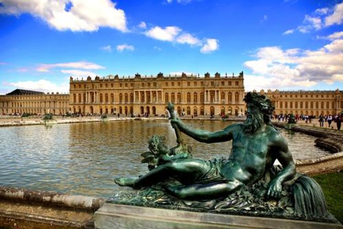 Versailles Château and Gardens Walking Tour from Paris by Train - Why the garden-first plan works