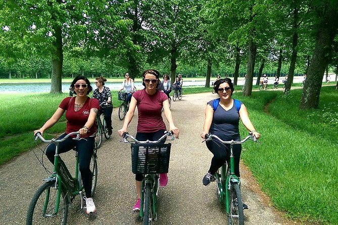 Versailles Domain Bike Tour with Palace Entry by Train from Paris - Entering the palace on your own