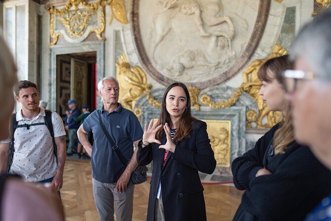 Versailles Palace and Gardens Tour by Train from Paris - The Hall of Mirrors and the public life of royalty