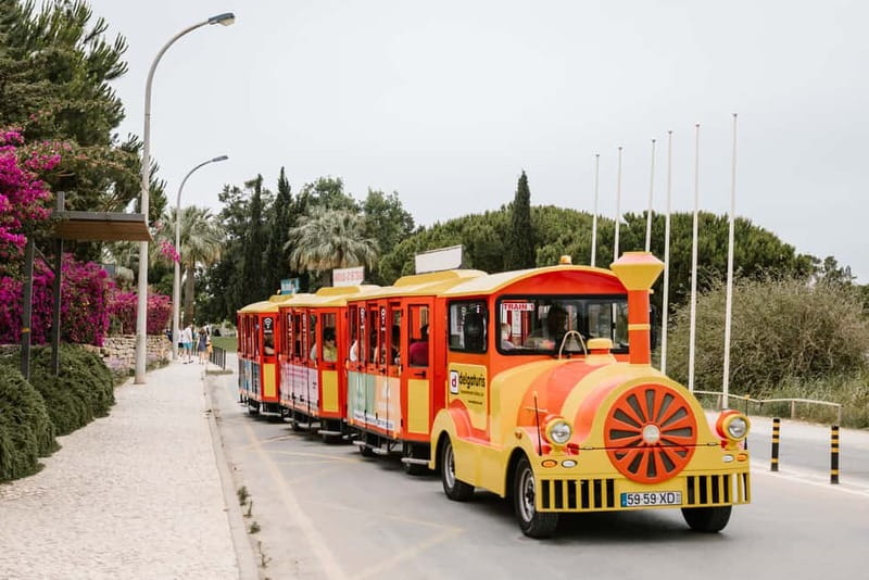 Vilamoura: Tourist Train City Tour - Beaches without a long walk